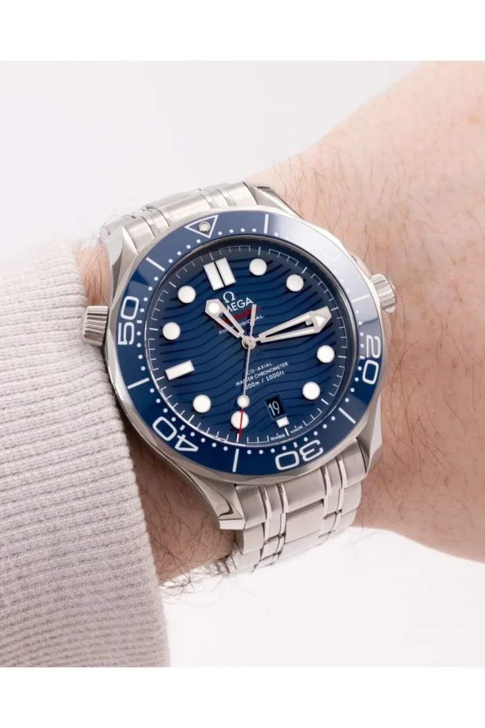 ⁦Omega (SEAMASTER DIVER) Watch For Men 210.30.42.20.03.001⁩ - الصورة ⁦14⁩